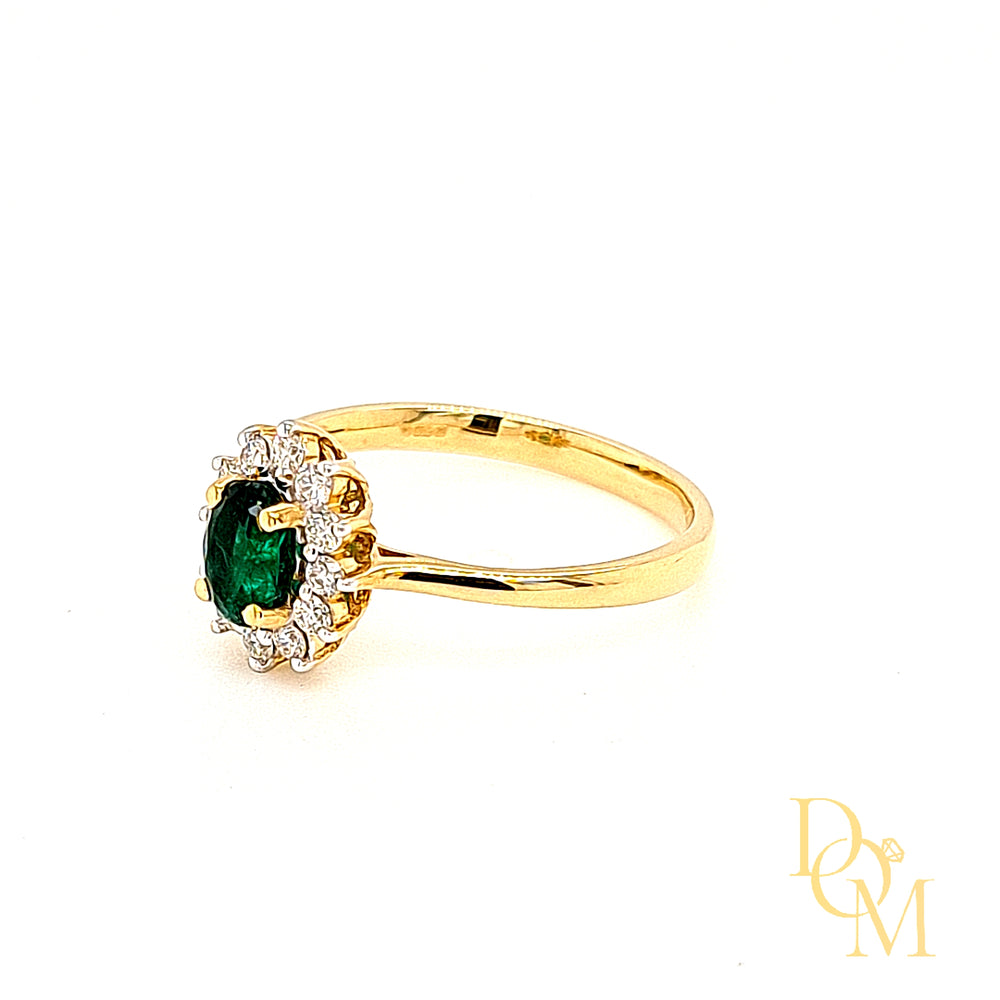 18ct Gold Oval-cut Emerald & Diamond Cluster Ring