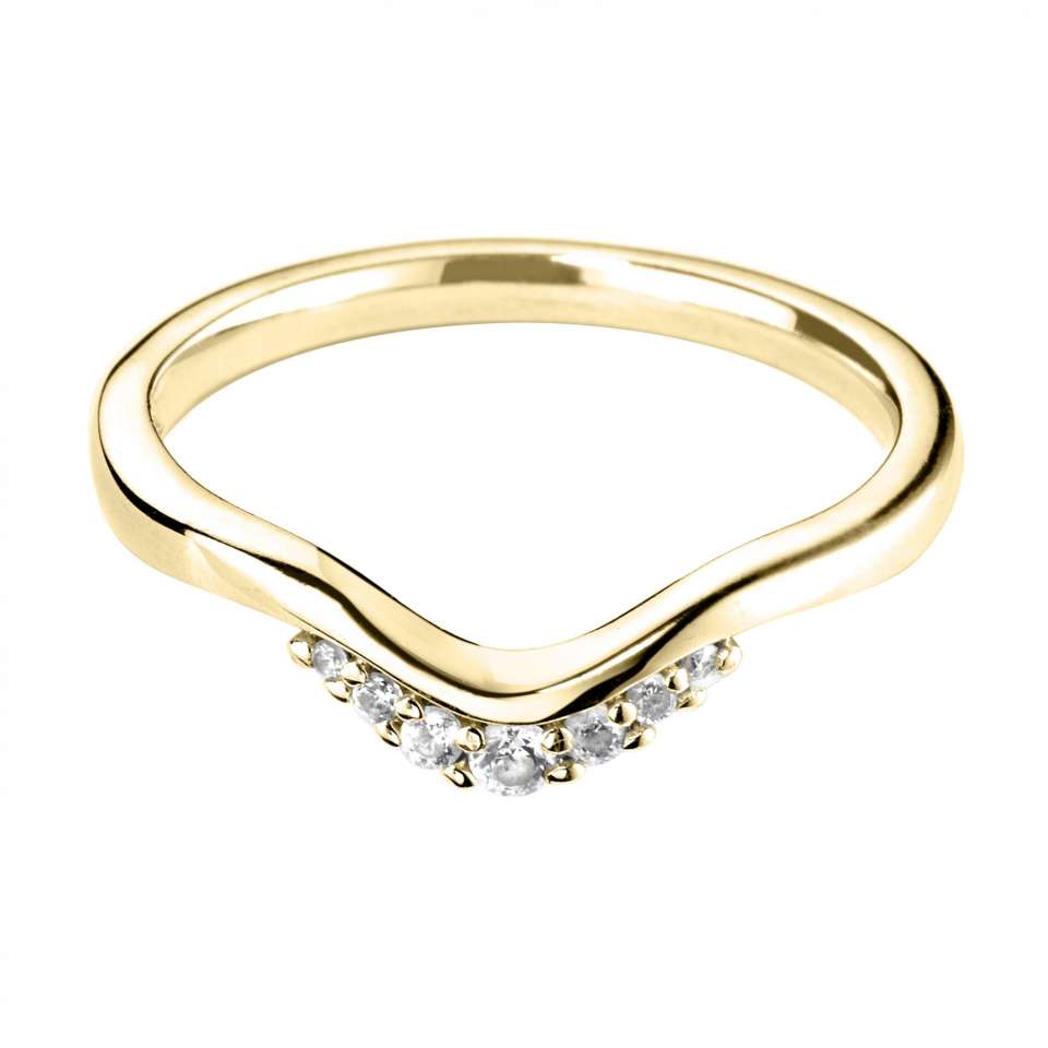18ct Yellow Gold Graduating Five Stone Shaped Diamond Wedding Ring