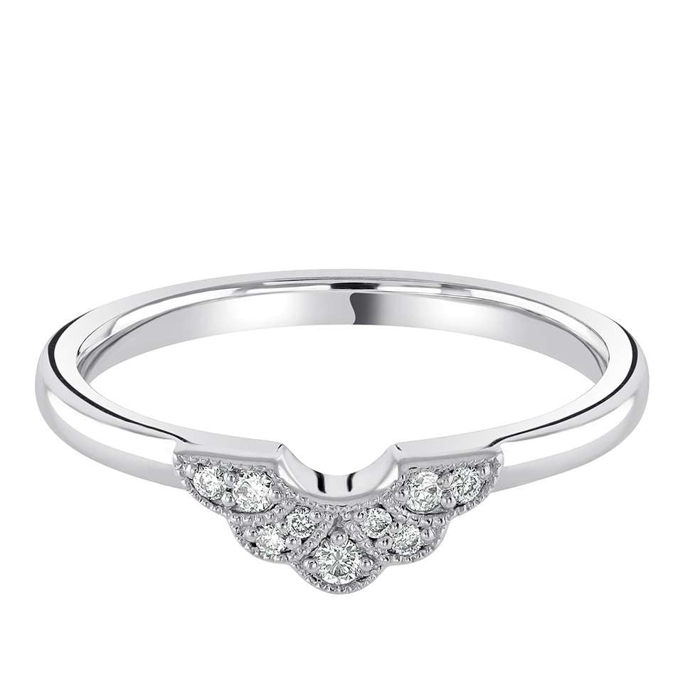 Vintage platinum wedding bands sales for her
