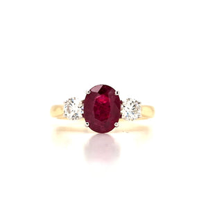 18ct Gold Oval Ruby & Diamond Three Stone Ring