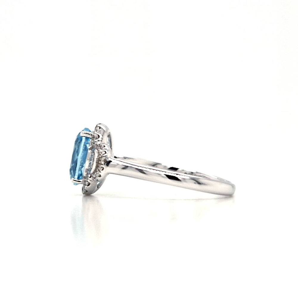 18ct White Gold Aquamarine & Diamond Three Stone Cluster Ring