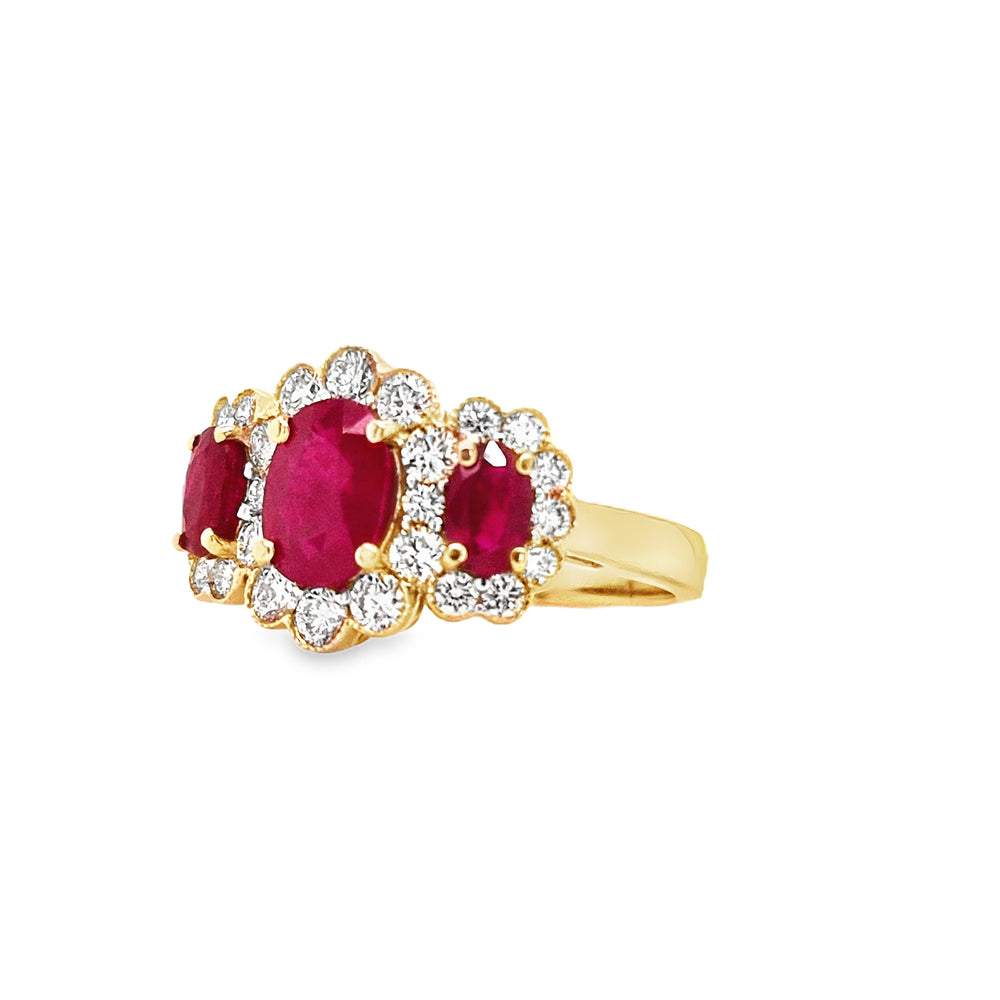 18ct Gold Ruby & Diamond 3 Stone Daisy Cluster