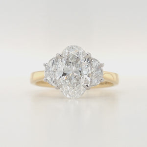 
                
                    Load and play video in Gallery viewer, 18ct Gold Oval &amp;amp; Half-moon Cut Three Stone Lab Grown Diamond Engagement Ring- 2.62ct
                
            