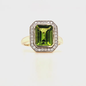 
                
                    Load and play video in Gallery viewer, Art Deco Style 9ct Gold Peridot &amp;amp; Diamond Cluster Ring
                
            
