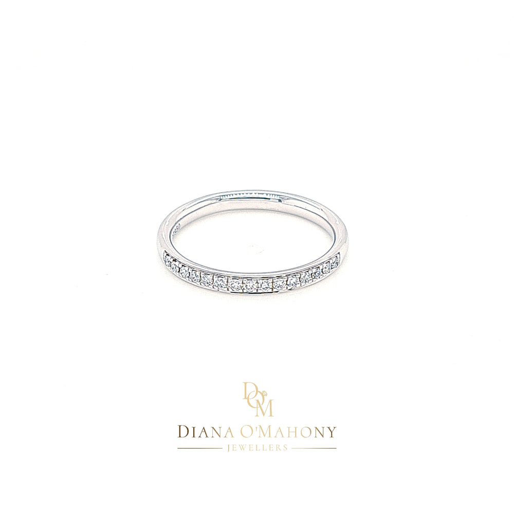 Platinum Pavé-set Diamond Wedding Band