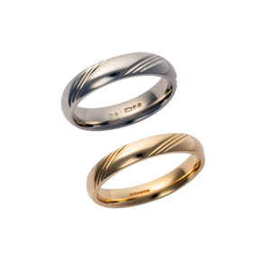 
                
                    Load image into Gallery viewer, Gents 9ct Gold Court Shaped Wedding Band with Lined Design
                
            