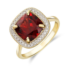 9ct Gold Vintage Style Garnet & Diamond Cluster Ring