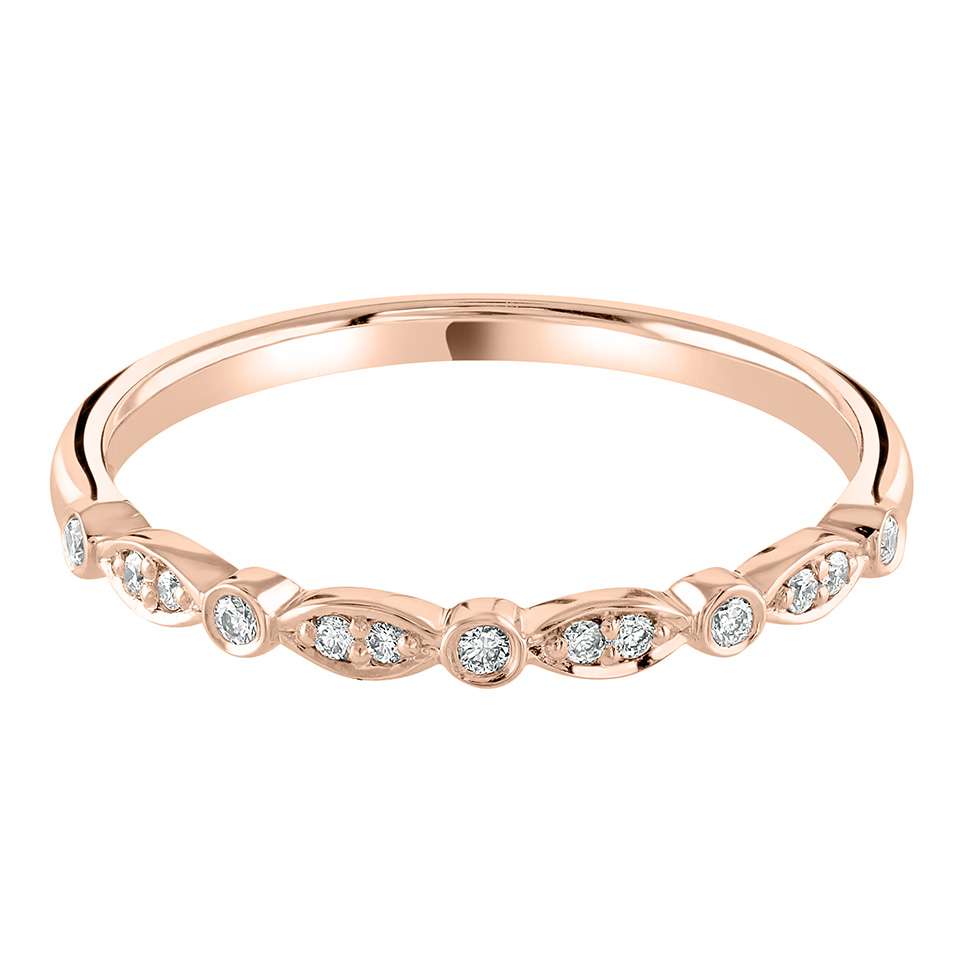 Vintage Style Platinum Diamond Wedding Band
