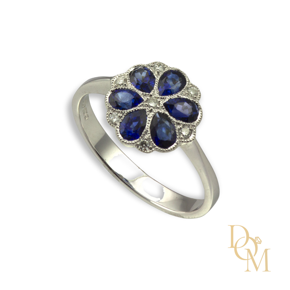 18ct White Gold Vintage Style Sapphire & Diamond Daisy Cluster Ring