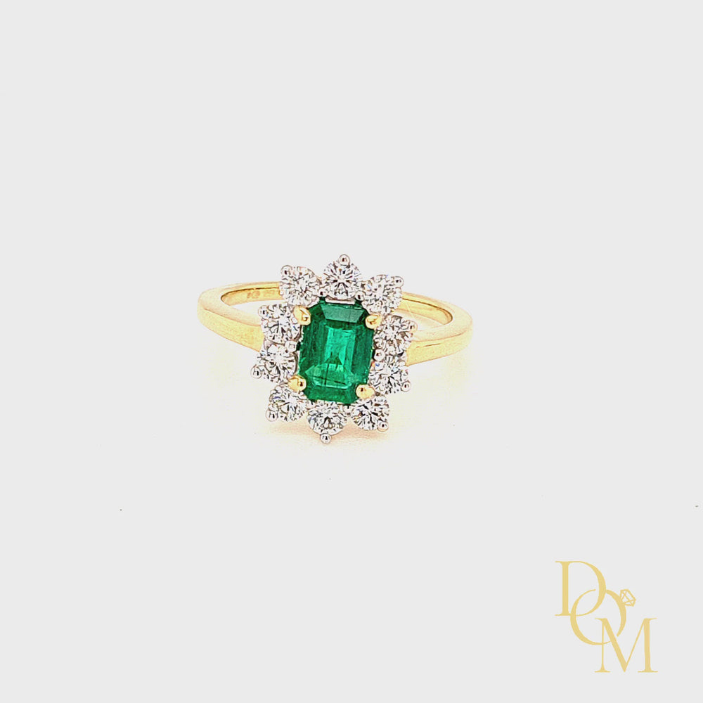 
                
                    Load and play video in Gallery viewer, 18ct Gold Emerald &amp;amp; Diamond Cluster Ring
                
            