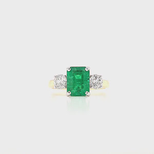 
                
                    Load and play video in Gallery viewer, 18ct Gold Emerald &amp;amp; Diamond 3 Stone Ring
                
            