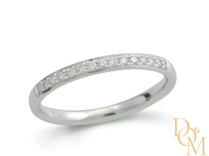 Platinum Pavé-set Diamond Wedding Band